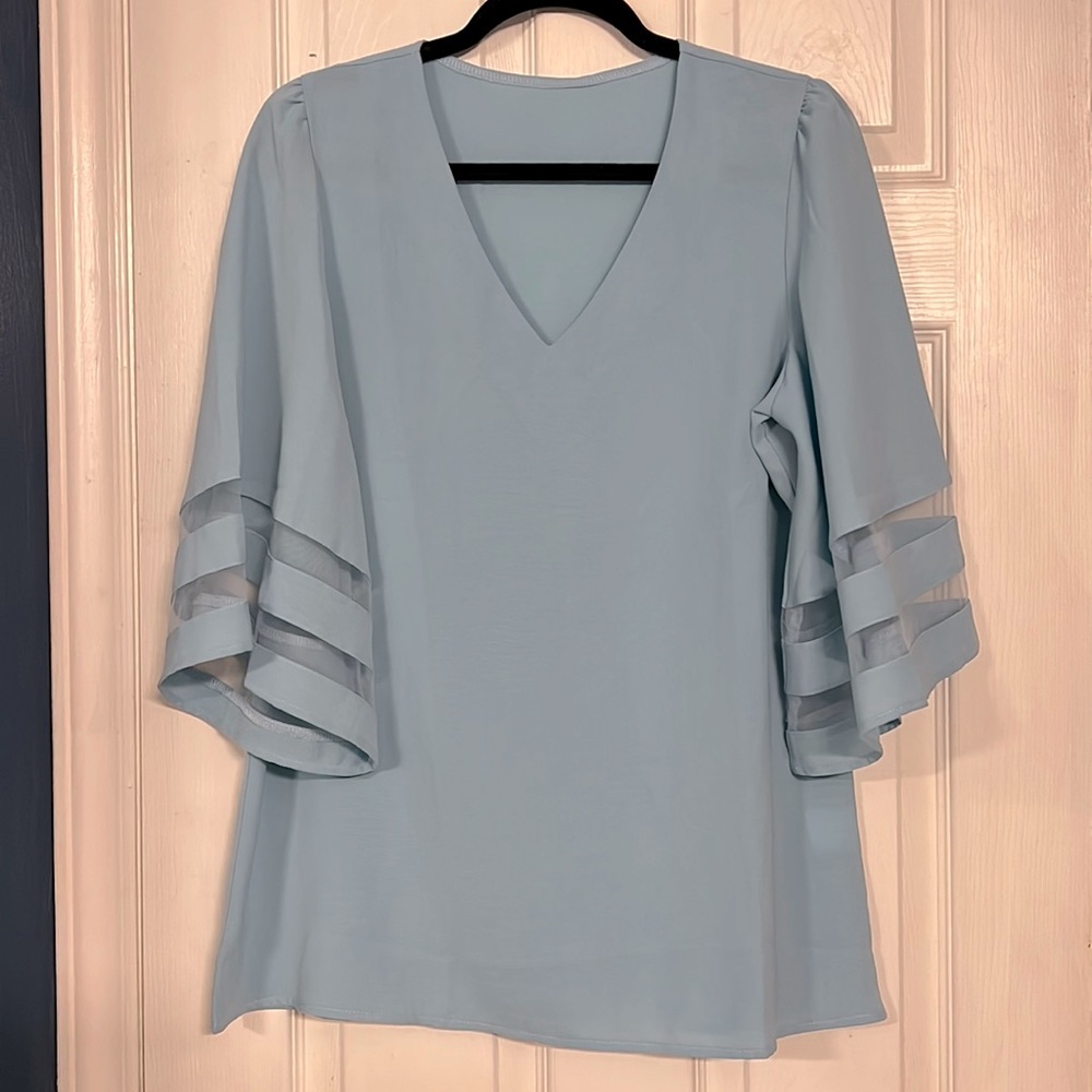 Gorgeous Baby Blue Boutique Blouse-Size M💙